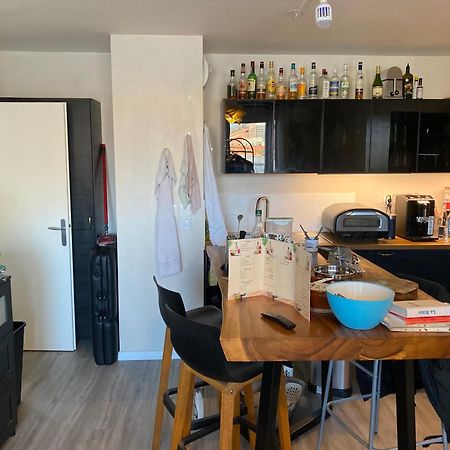 Super Chambre Avec Bureau Courcouronnes Bagian luar foto