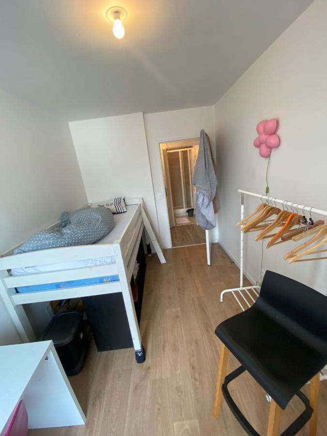 Super Chambre Avec Bureau Courcouronnes Bagian luar foto